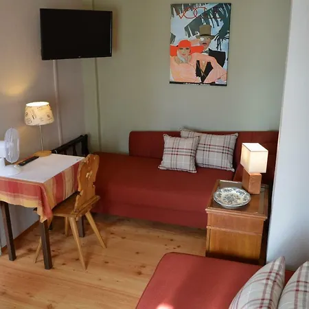 Merzbach - Wohnen Im Museum Mit Komfort Apartment Untermerzbach